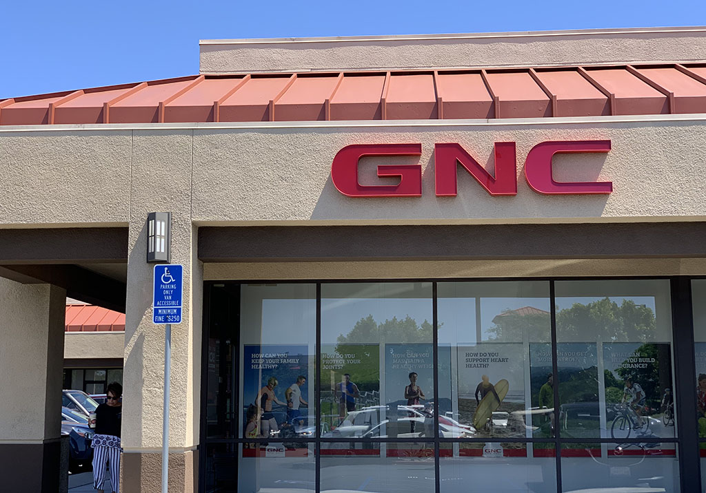GNC Storefront
